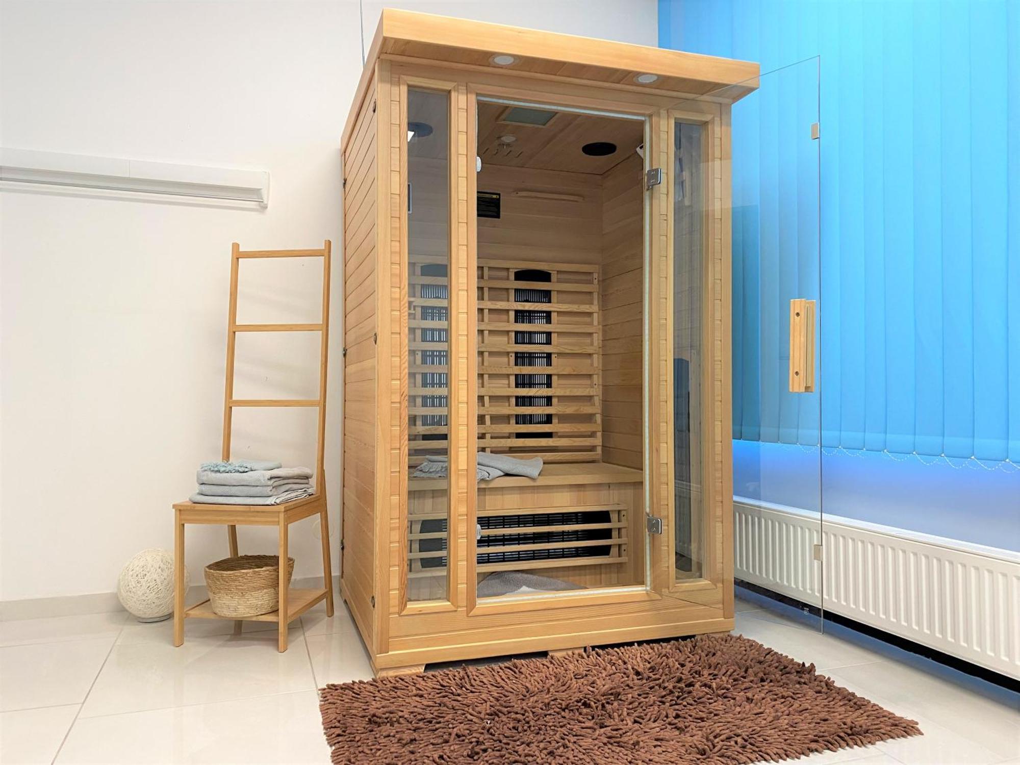 Stadtsuite Mit Sauna In Wiener Neustadt 135 M2 Exterior photo